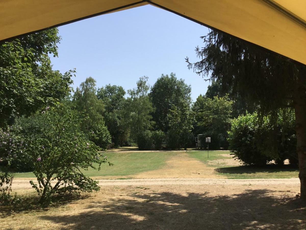 Le Canoë Camping 2*